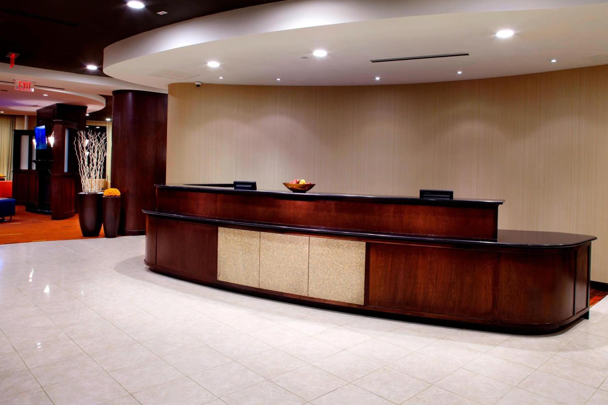 Courtyard By Marriott Pittsburgh West Homestead Waterfront Zewnętrze zdjęcie