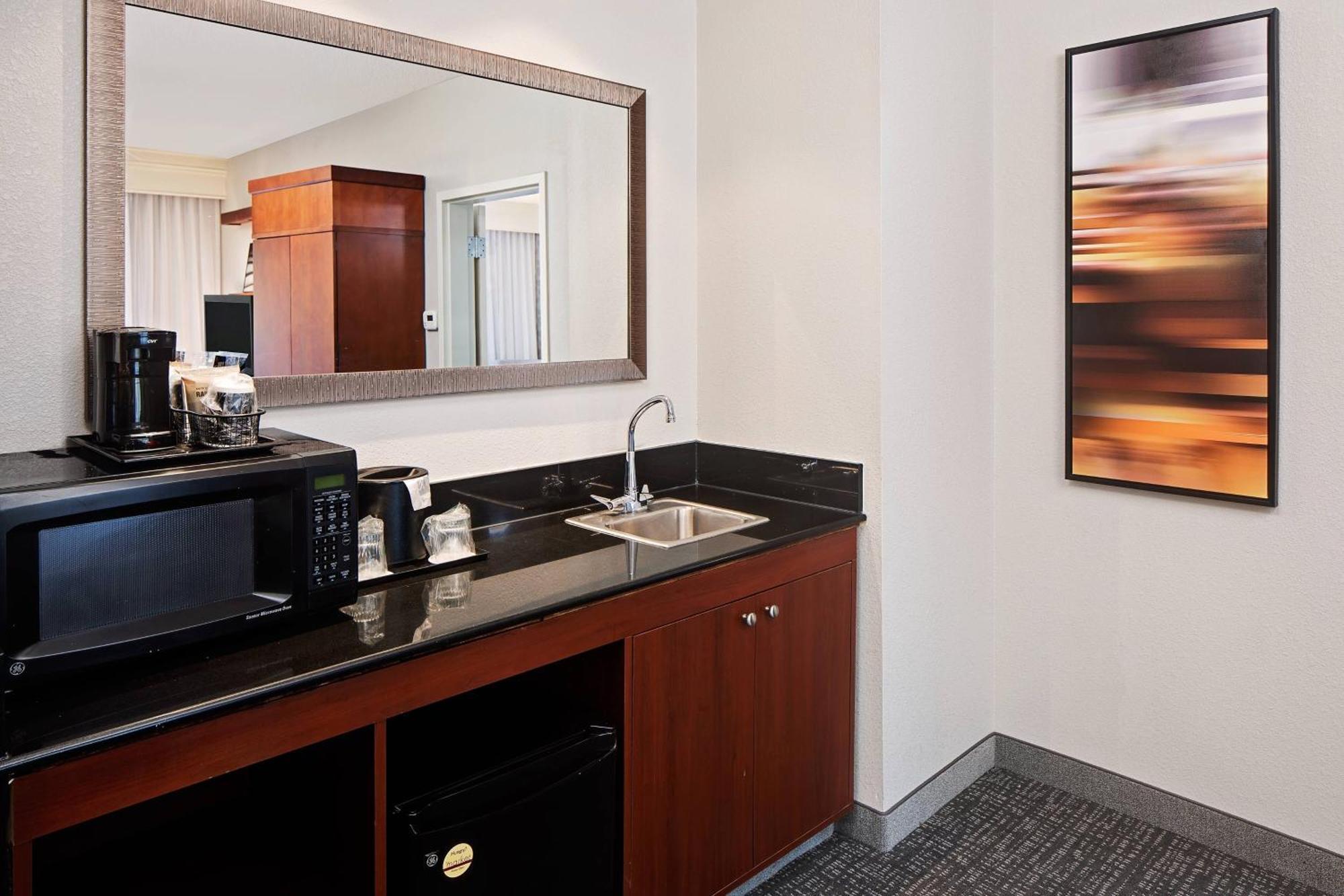 Courtyard By Marriott Pittsburgh West Homestead Waterfront Zewnętrze zdjęcie