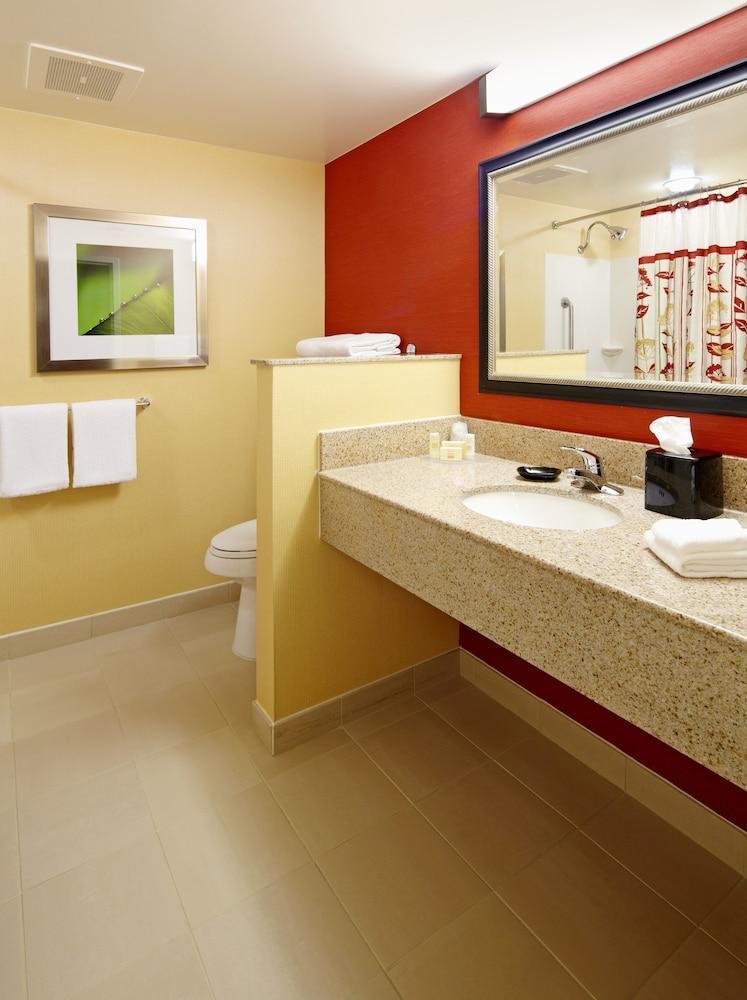 Courtyard By Marriott Pittsburgh West Homestead Waterfront Zewnętrze zdjęcie